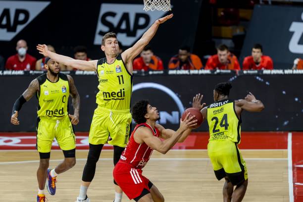 根据过往的 根据过往的