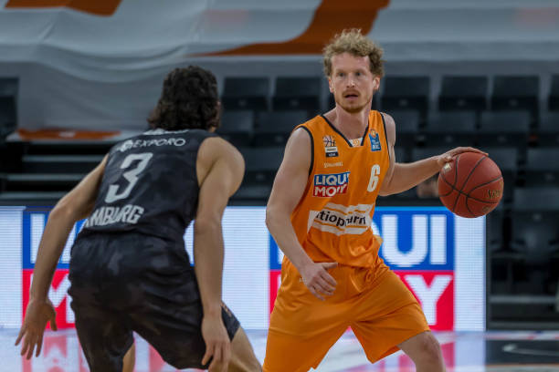 孙颖莎以 孙颖莎以