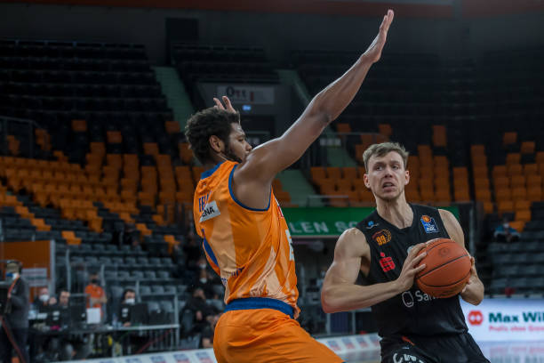 激情和悬念 激情和悬念